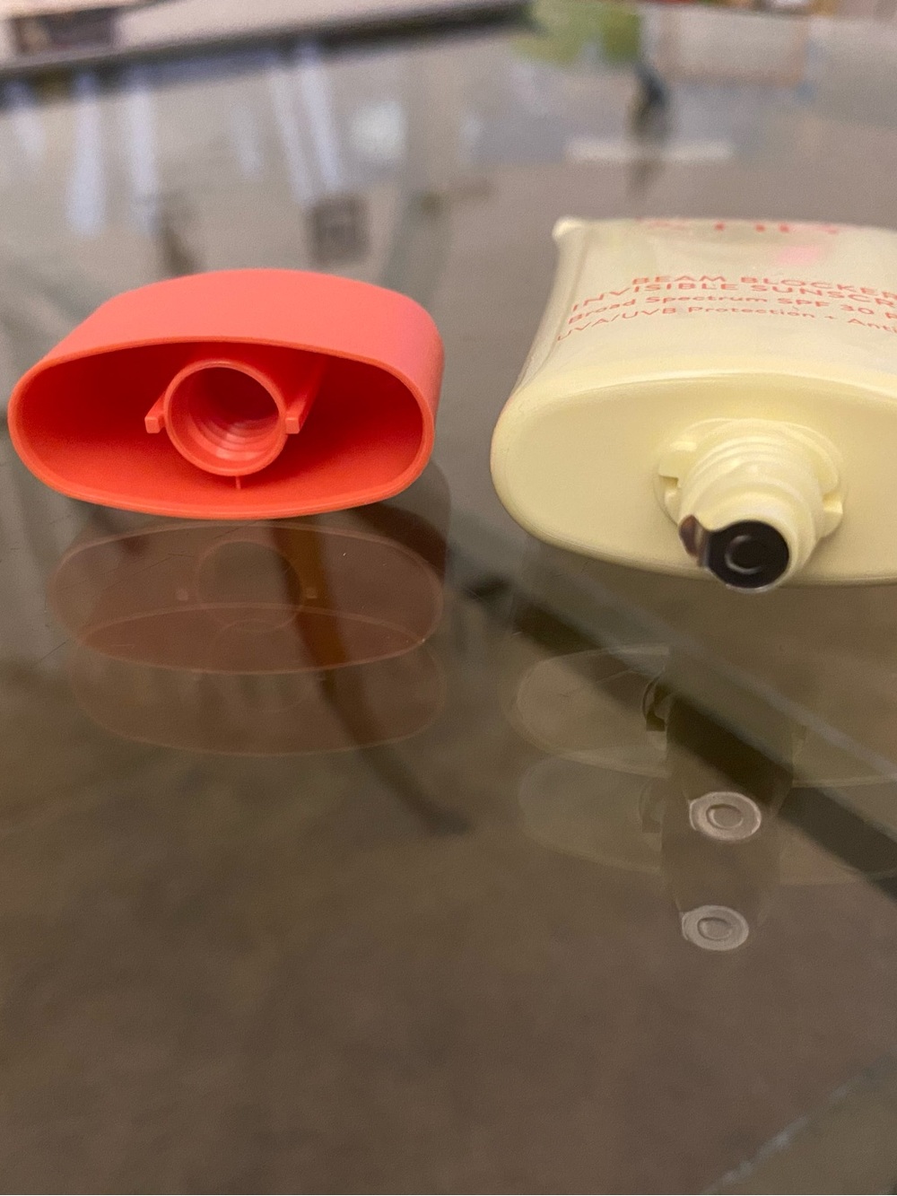 Beam Blocker Invisible Sunscreen - Picture 7 of 7